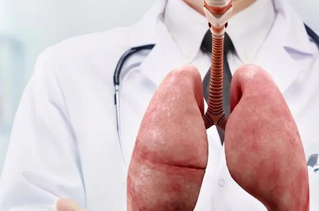 肺不好皮肤有哪些表现？脸上若出现7种异常说明肺已经出问题了
