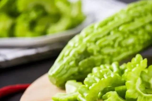 十大降尿酸蔬菜，每天吃一点降低痛风风险